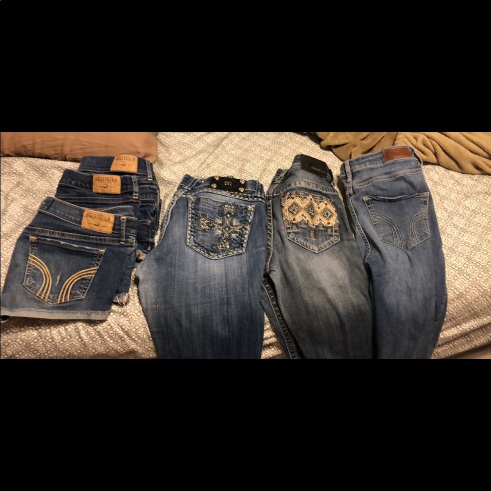 Miss mes, grace in la, and hollister